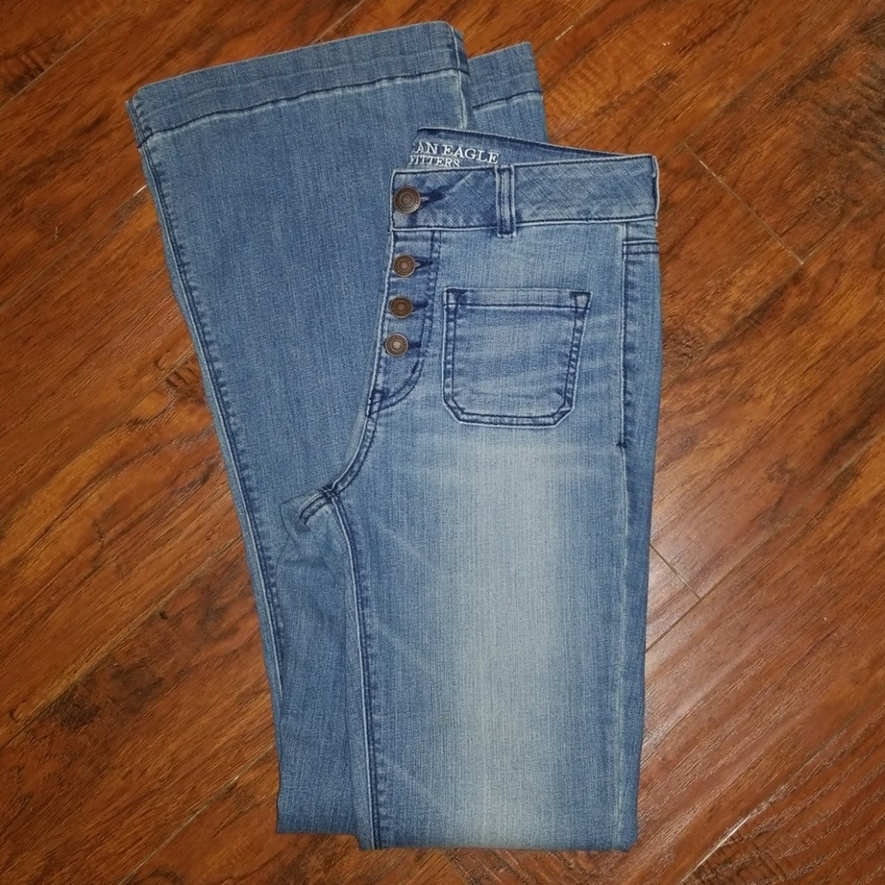 Hi-Rise Flare Jeans, American Eagle, Super Stretch